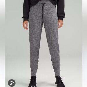 Lululemon Vuori Women’s Engineered Warmth Relaxed Lounge Joggers Sweatpants 4